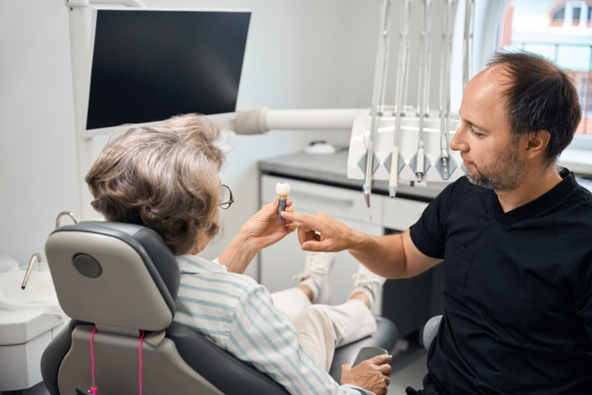 risks of delaying implants